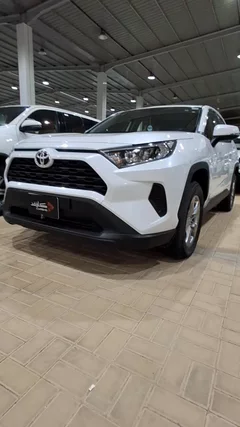 Toyota RAV4 LE 2023