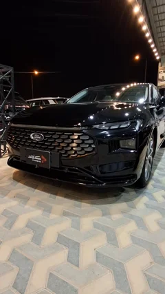 Ford Taurus تيتانيوم 2024