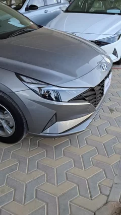 Hyundai Elantra smart 2023