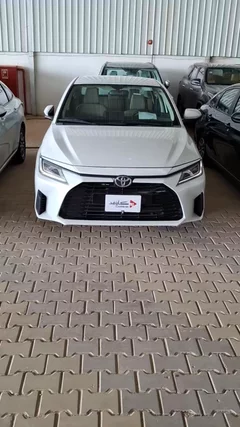 Toyota Yaris y 2023