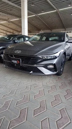 Hyundai Elantra comfort 2024