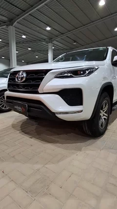 Toyota Fortuner gx 2024