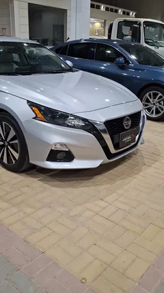 Nissan Altima SV 2022