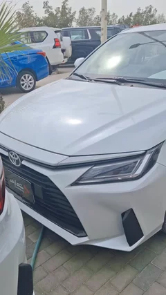 Toyota Yaris y 2024
