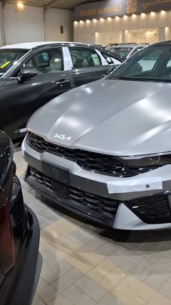 Kia K5 GT line 2025