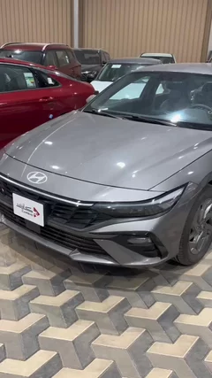 Hyundai Elantra smart 2026
