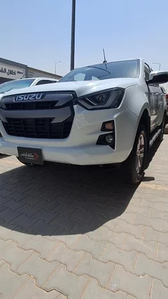 Isuzu DMAX STD 4×4 2023