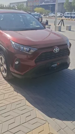 Toyota RAV4 XLE 2021