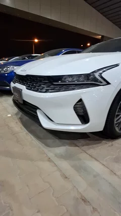Kia K5 LX 2023