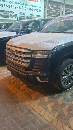 Toyota Land Cruiser GXR4 2025