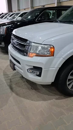 Ford Expedition XLT 2016