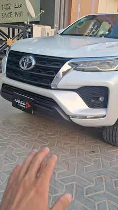 شاهد الفيديو
