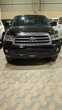 Toyota Sequoia SR5 4*4 2016