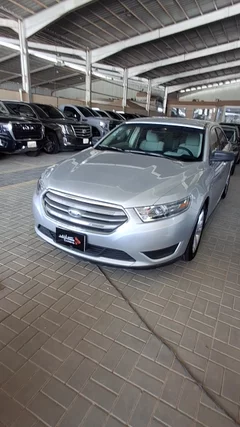 Ford Taurus SE 2017