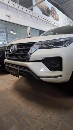 Toyota Fortuner VX 2021