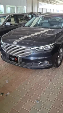Ford Taurus ترند 2020
