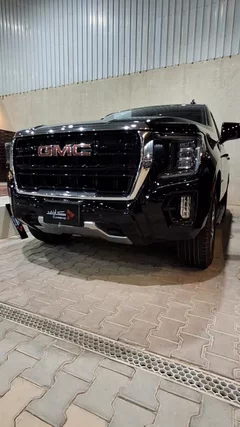 GMC Yukon SLE 2023