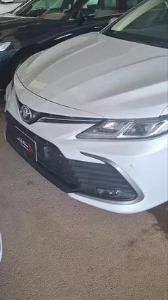 Toyota Camry le 2023