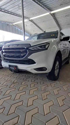 شاهد الفيديو