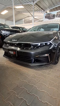 Kia K5 LX 2024