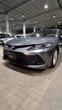Toyota Camry Gle 2024