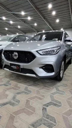 MG ZS STD 2024