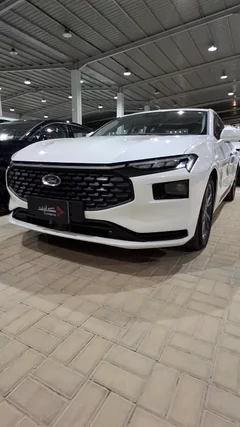 Ford Taurus ترند 2025