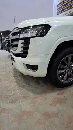 Toyota Land Cruiser GX-R TWIN TURBO 2023