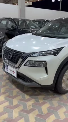 Nissan X-Trail SV plus 2025