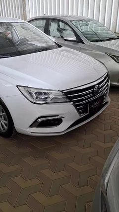 MG 5 STD 2023