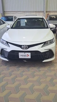 Toyota Camry le std 2022