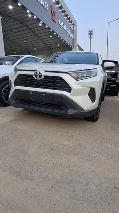 Toyota RAV4 LE 2022