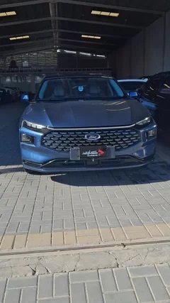 Ford Taurus ترند 2024
