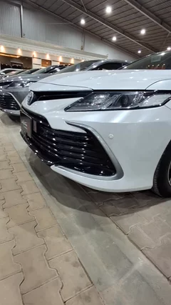 Toyota Camry LE HEV 2022