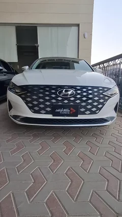 Hyundai Azera Smart 2021
