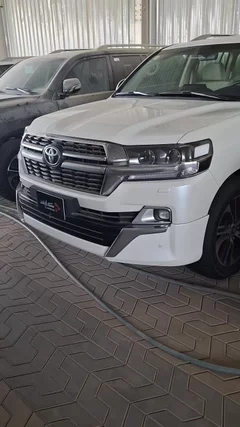 Toyota Land Cruiser GXR 2021