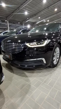 Ford Taurus امبيانتي 2021