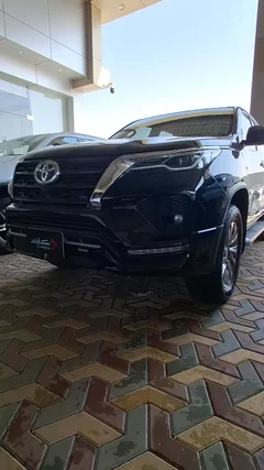 Toyota Fortuner VX3 2025