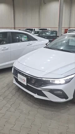Hyundai Elantra comfort 2026