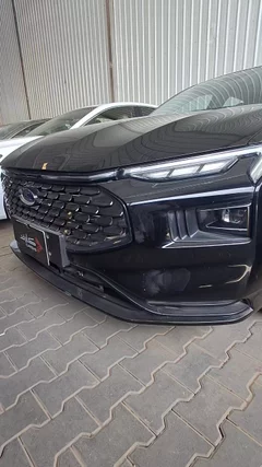 Ford Taurus ترند 2023